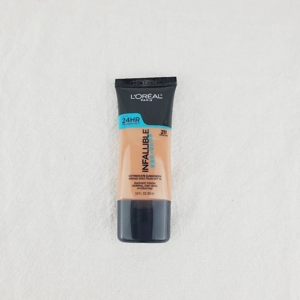 LAST ONE 🔥L'ORÉAL infallible pro Glow foundation 211